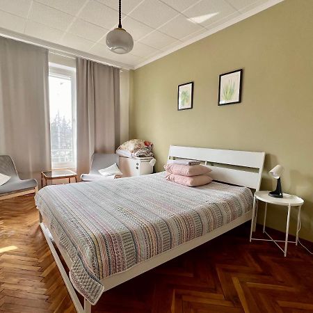 La Gare Apartment ヴァルナ エクステリア 写真